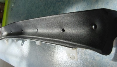 ban7.jpg (235.68 Kio) Vu 4544 fois La tête des attaches a été peinte en noir pour plus de discrétion.