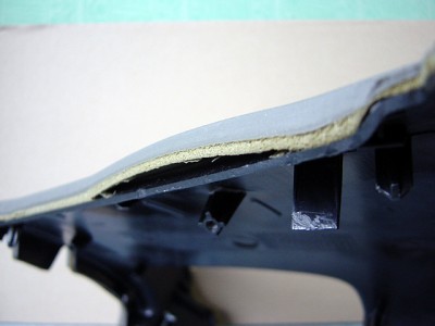 couture 2.jpg (294.02 Kio) Vu 8076 fois Le revêtement se décolle de la surface rigide