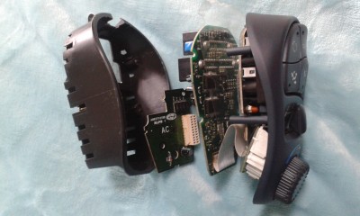 20150118_141747.jpg (1.09 Mio) Vu 1558 fois Vue éclatée du commodo