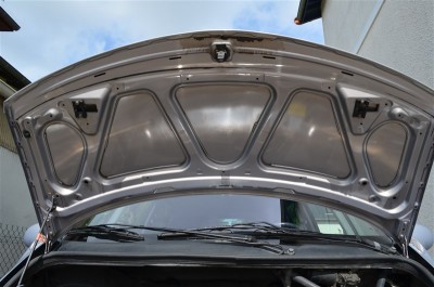 Prepa_LPI1.JPG (92.16 Kio) Vu 3447 fois Le dessous du capot n'avait jamais été néttoyé en 14 ans !