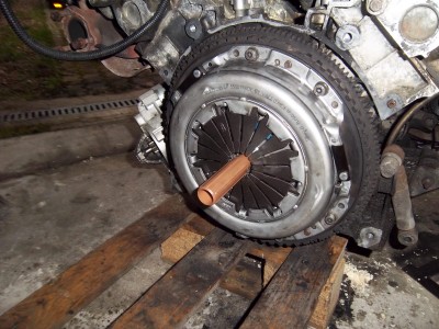 IMGP5147.JPG (1.27 Mio) Vu 2898 fois En place, et centré (heureusement que j'avais conservé le centreur du "1" !)