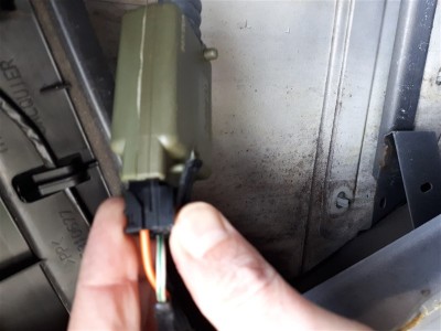 connecteur moteur.jpg (77.66 Kio) Vu 10792 fois C'est si facile quand on sait comment c'est fait !