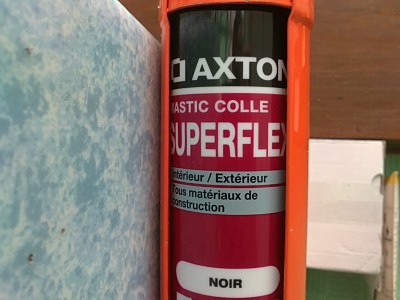 08102018892.JPG (179.22 Kio) Vu 7340 fois Mastic SUPERFLEX AXTON (Leroy Merlin) pour l'extérieur : forte adhérence et excellente tenue dans le temps