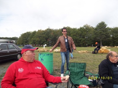 IMGP6580.JPG (213.39 Kio) Vu 11357 fois On a besoin de Georges ? PAs de souci, Toujours présent !!!