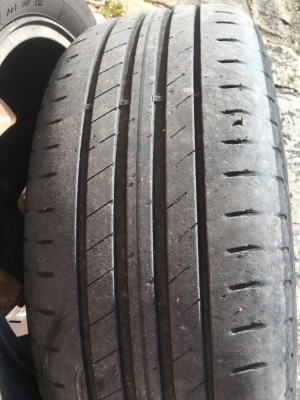 B667DDBB-4867-47AD-BFDA-EACD977081F2.jpeg (292.51 Kio) Vu 6147 fois Pneu avant droit