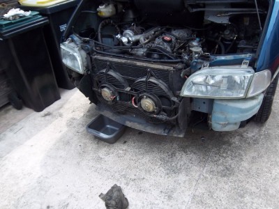 IMGP6995.JPG (261.58 Kio) Vu 1648 fois Pare-choc tombé !