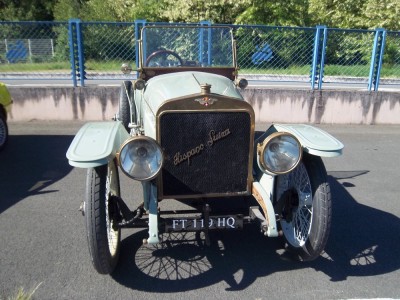 Hispano Suiza Alfonso XIII.JPG (293.39 Kio) Vu 2124 fois Une invitée de marque, propriété d'un Ancien de l'Usine