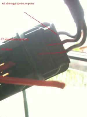 repiquage lampe porte.JPG (557.84 Kio) Vu 3604 fois Repiquage sur lampe