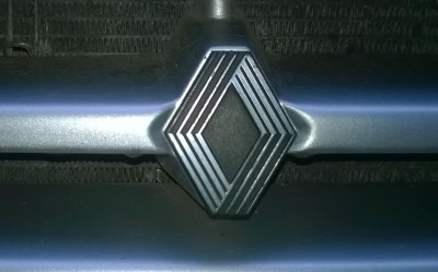 WP_20150111_004_1.jpg (244.39 Kio) Vu 6168 fois Logo calandre espace I 1984