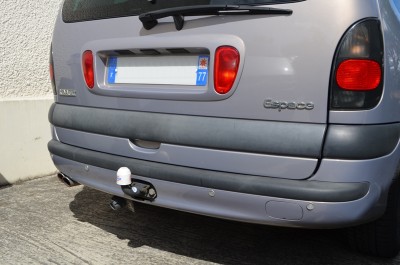 V6_3.JPG (28.7 Kio) Vu 7683 fois Attelage mais j'ai retiré la boule rapidement !
