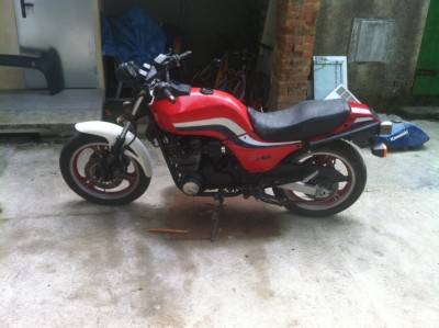 image.jpg (928.31 Kio) Vu 5411 fois Avec des elements de carrosserie a peu pres homogene