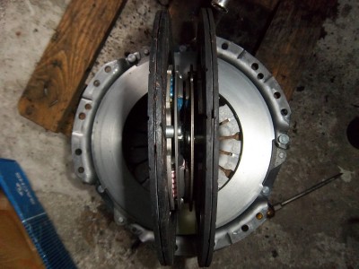 IMGP5145.JPG (2.05 Mio) Vu 3537 fois Comparaison des disques (à gauche, le nouveau)