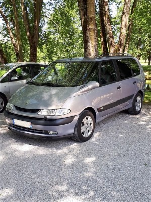 V6_67.jpg (530.55 Kio) Vu 5819 fois Enfin le doux bruit du V6 avec une BVA complétement opérationnelle !
