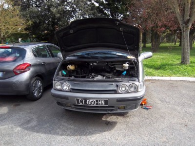 L'environnement... Pas glop, heureusement que la voiture de droite est partie !