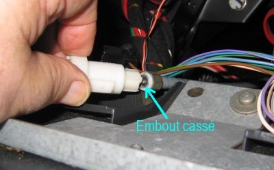 CableCasse_commente.jpg (43.62 Kio) Vu 3830 fois Câble cassé.