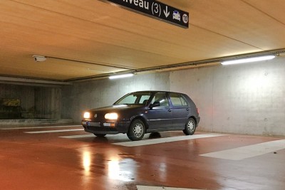 Faut que je me colle à la réparation du trou d'aile, mais je suis toujours aussi séduit par la ligne de cette génération mal-aimée