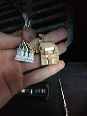 776B7FAA-EBEE-44BD-B068-2D370E0AF43C.jpeg (183.47 Kio) Vu 1301 fois Une fois dépiauté