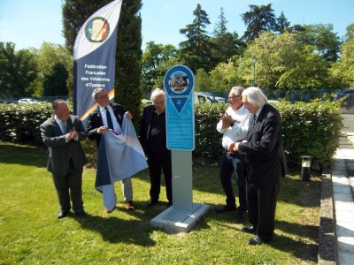 LA Plaque dévoilée par les Instances Officielles.JPG
